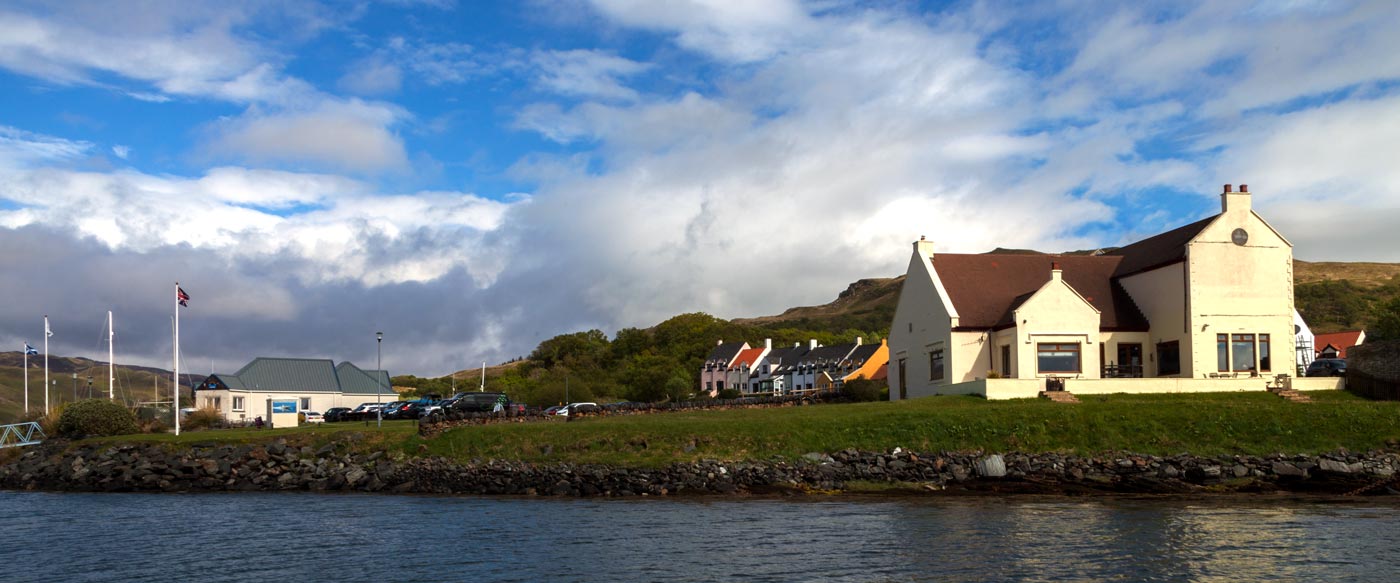 Lord Of The Isles Pub And Restaurant At Craobh Haven